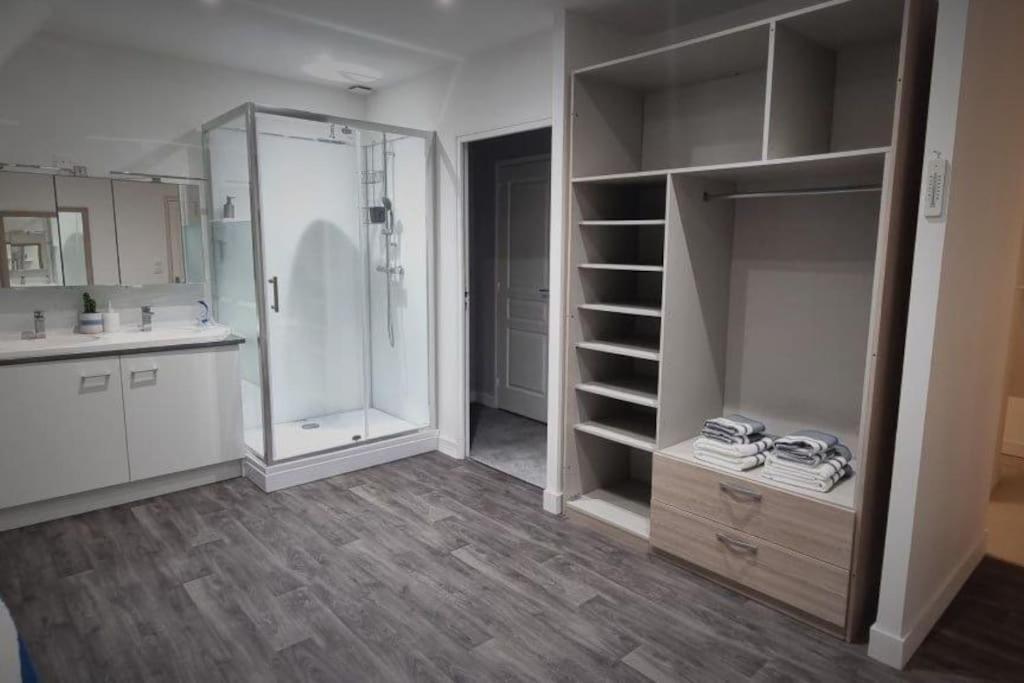 Grand Gite - Le Saint-Chrirtophe Châteauroux Εξωτερικό φωτογραφία